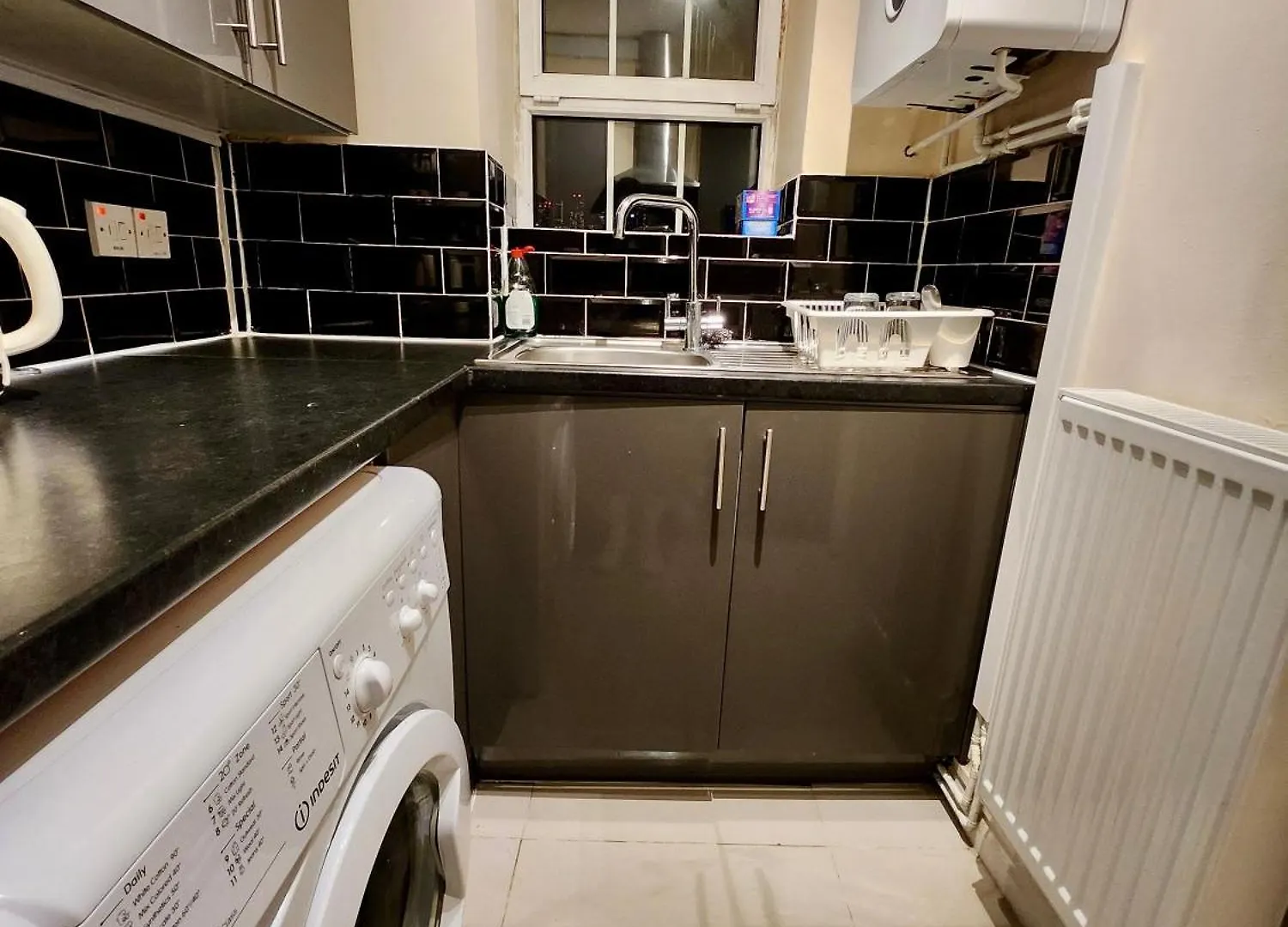 Guest house Millharbour Apartment London
